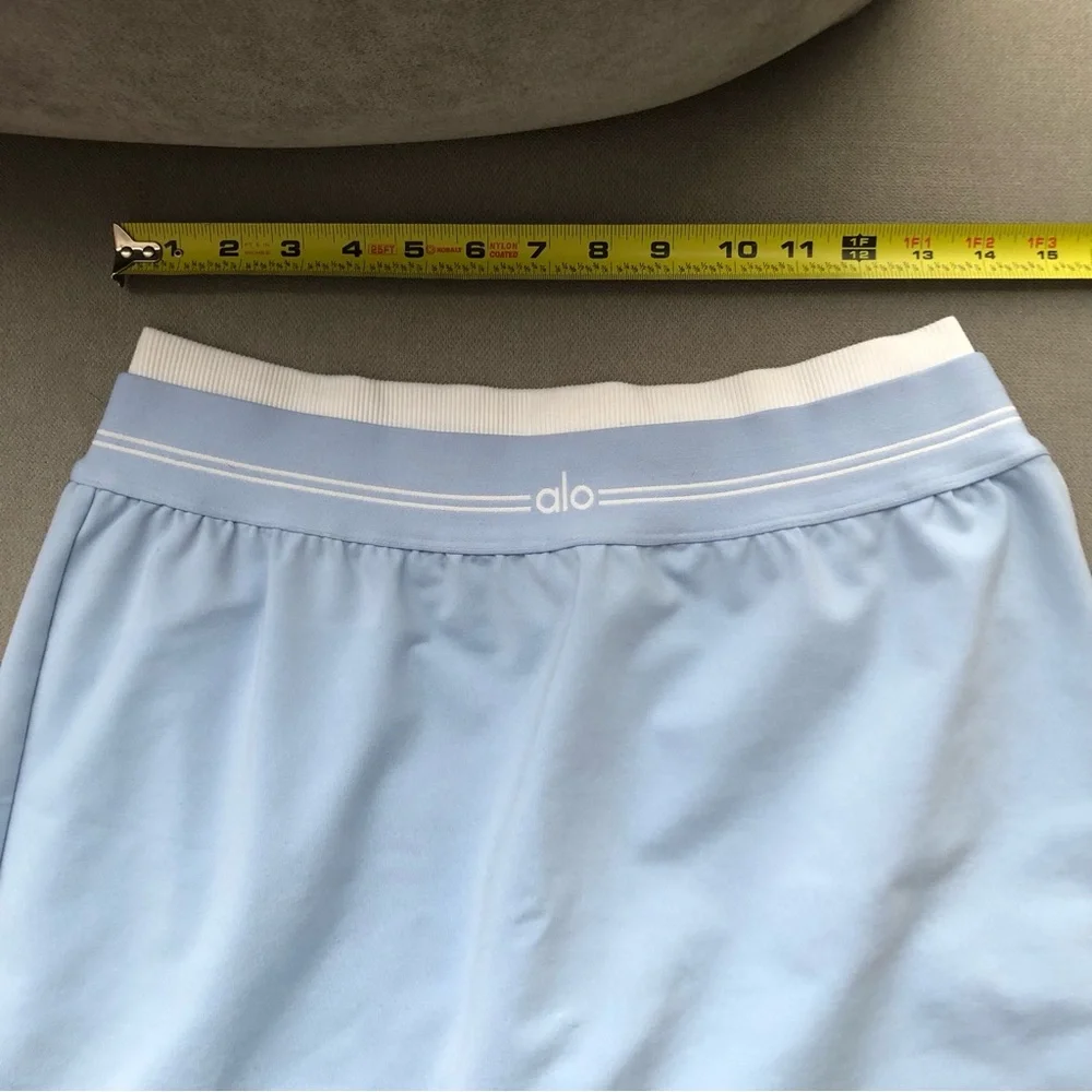 Alo Yoga Airbrush Better Together Tennis Skirt Seashell Blue/White L